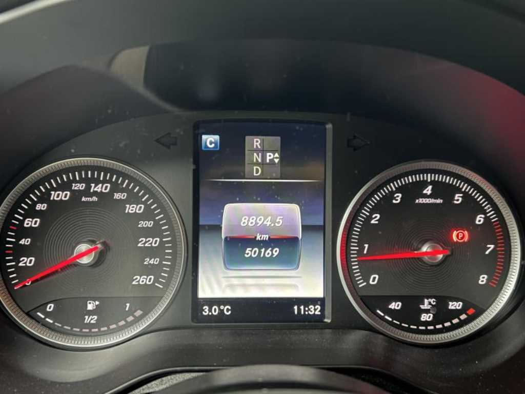 Mercedes Benz GLC Class 2019 Blanco - Importación desde Corea - HF Imports Iquique - Foto 18