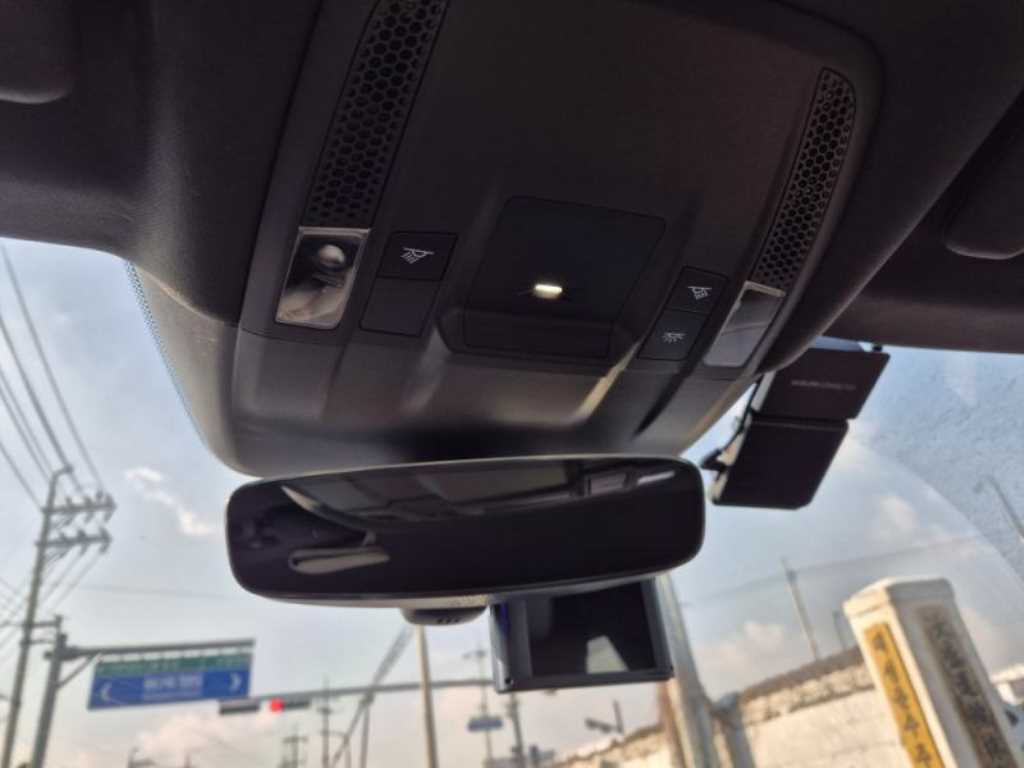 Porsche Taycan - Vista 11