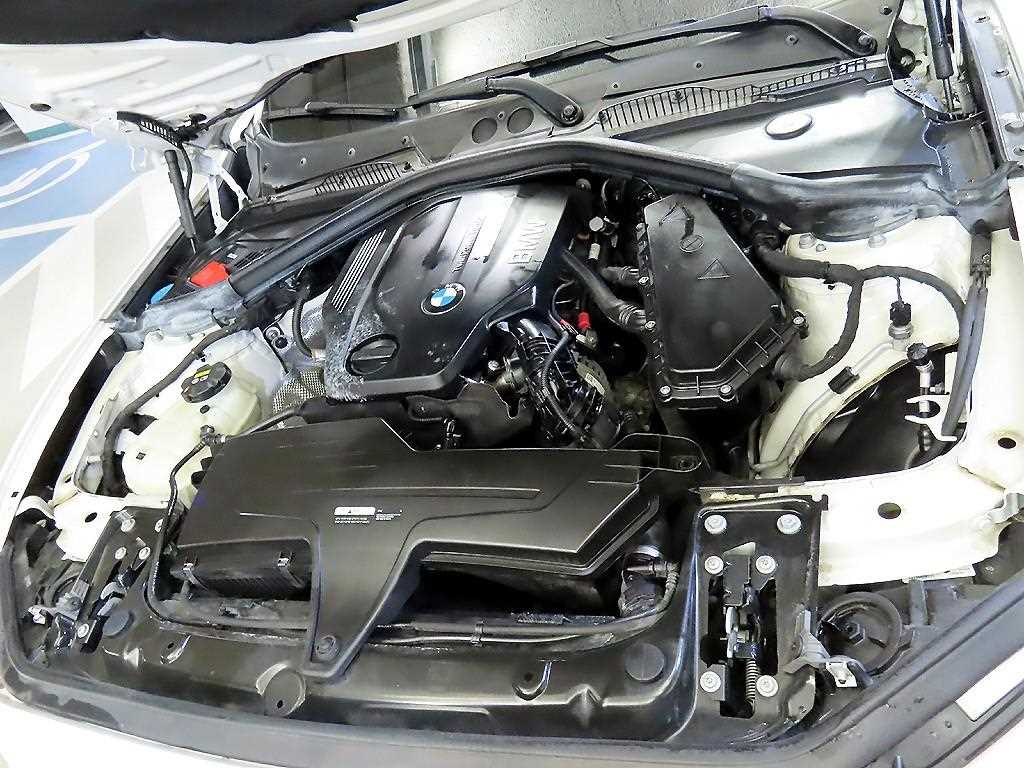 BMW 1 series 2018 Blanco - Importación desde Corea - HF Imports Iquique - Foto 18