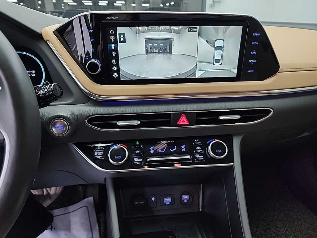 HYUNDAI Sonata - Vista 10