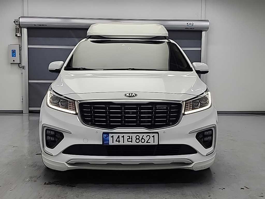 KIA Carnival - Vista 2