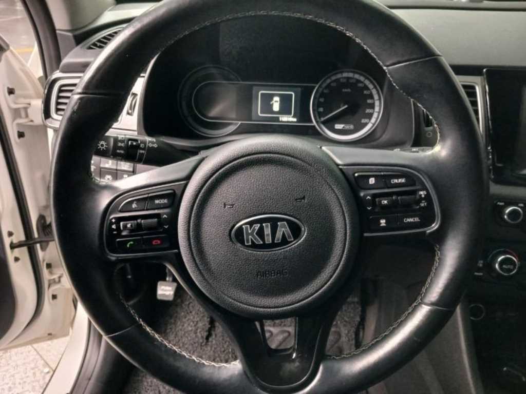 KIA Niro - Vista 11