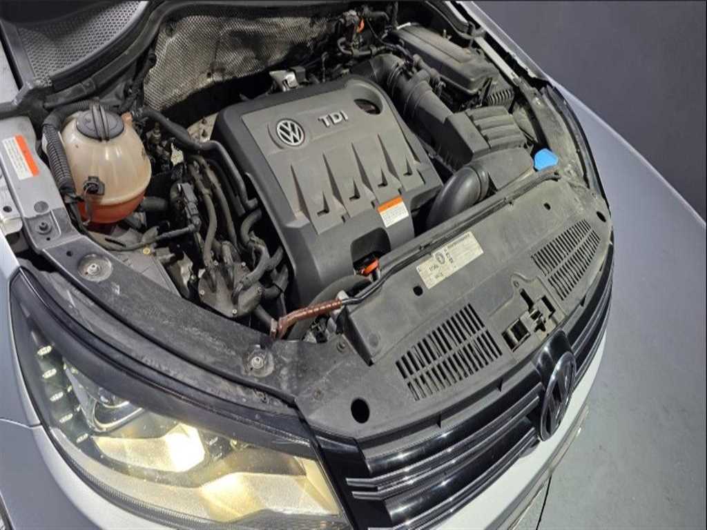 Volkswagen Tiguan - Vista 6