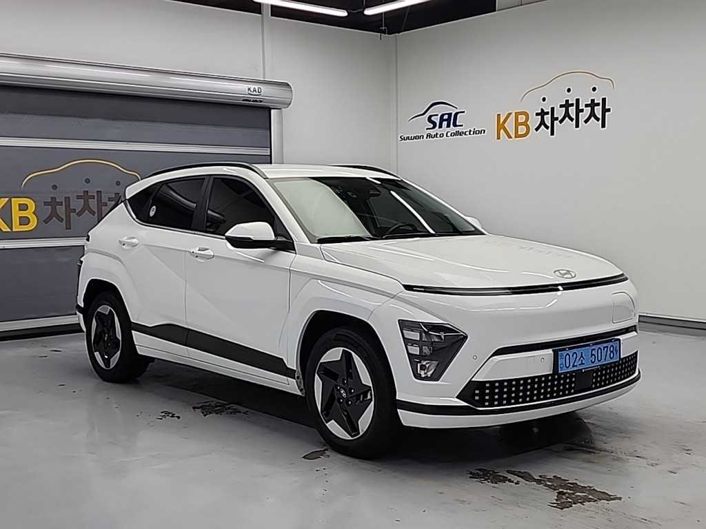 HYUNDAI Kona - Vista 4