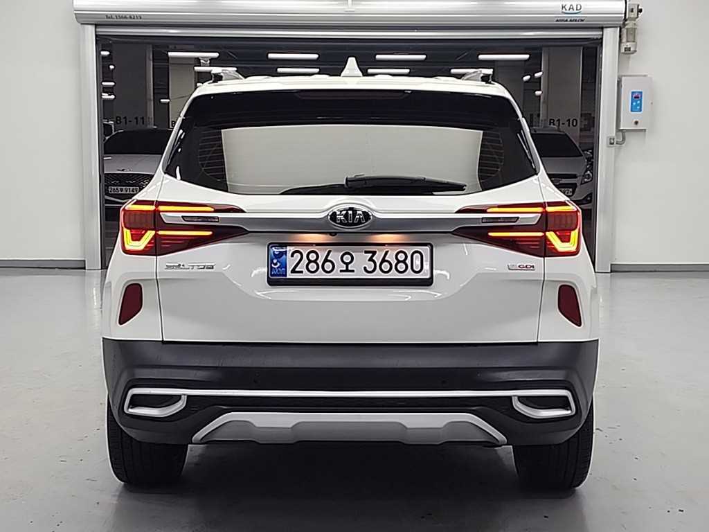 KIA Seltos - Vista 3