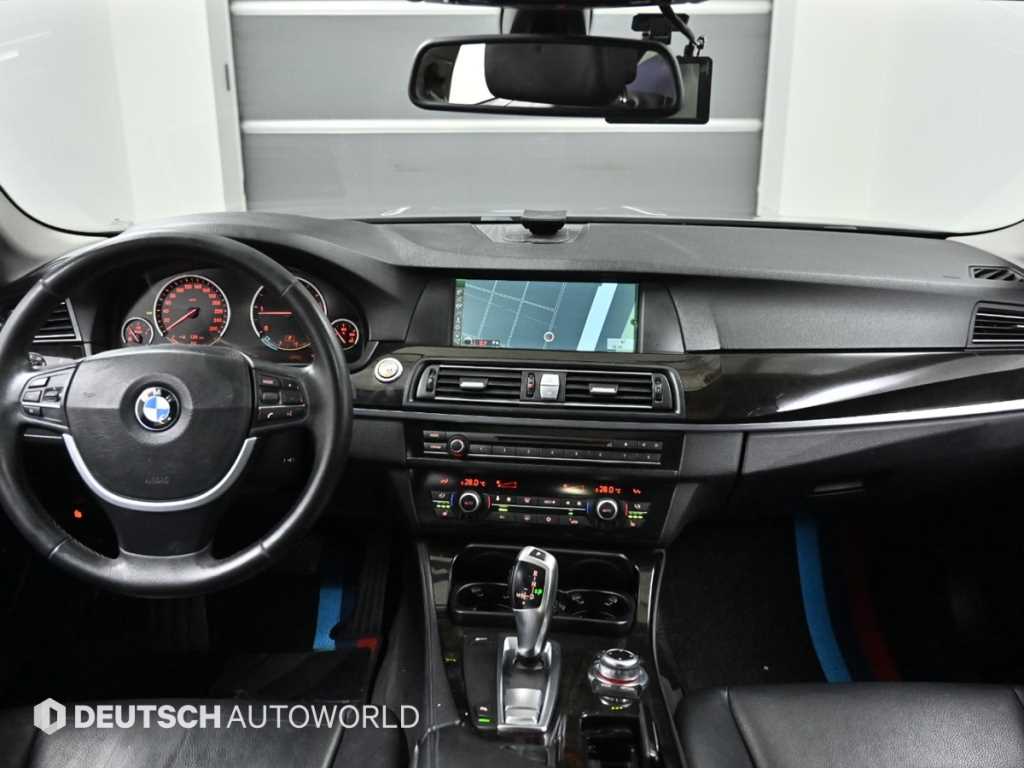 BMW 5 Series - Vista 7
