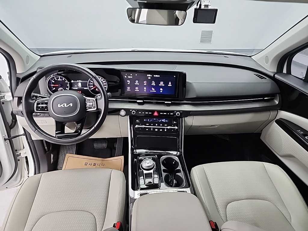 KIA Carnival - Vista 7