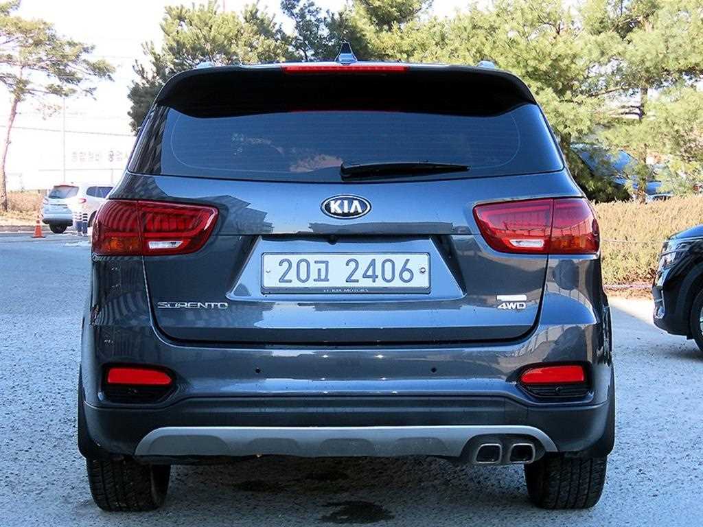KIA Sorento - Vista 4