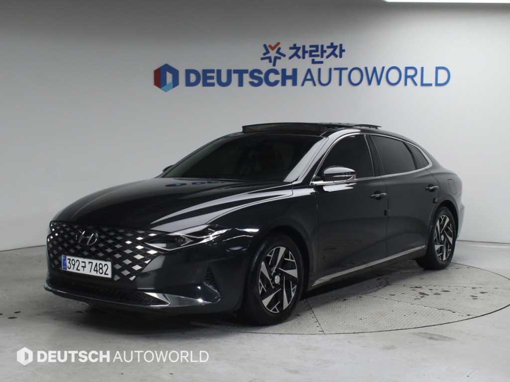 HYUNDAI Grandeur - Vista 3