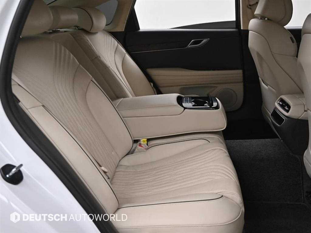 Genesis G80 - Vista 12