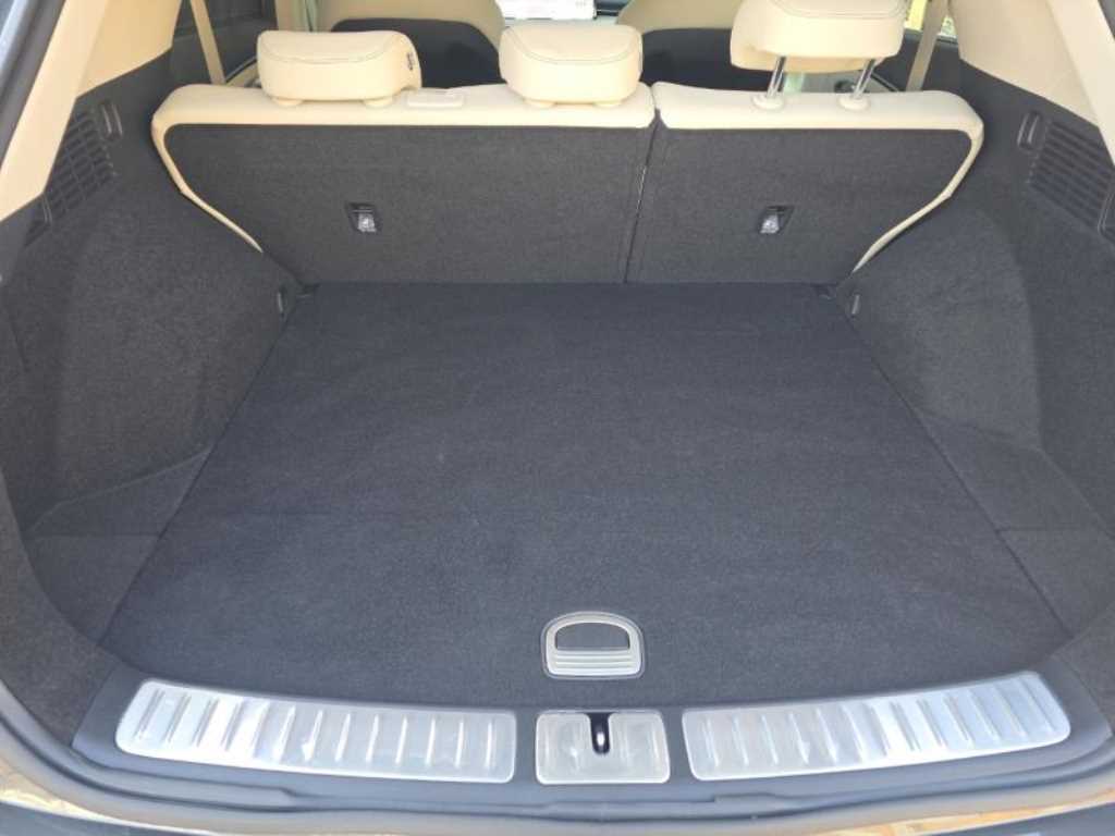 Genesis GV70 - Vista 4