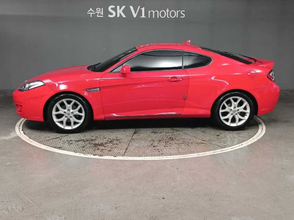 HYUNDAI Tuscani - Vista 3