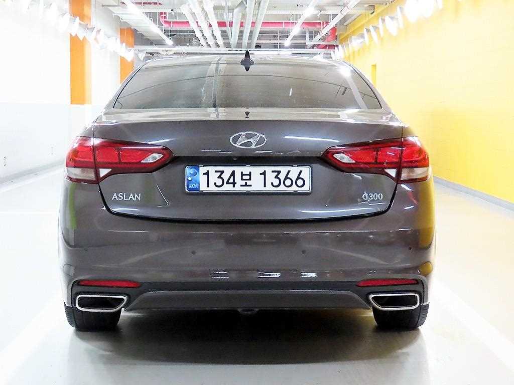 HYUNDAI Aslan - Vista 4