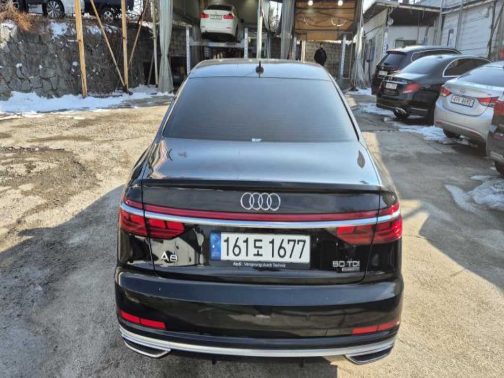 Audi A8 - Vista 5