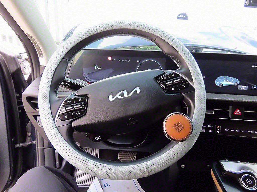 KIA EV6 - Vista 8