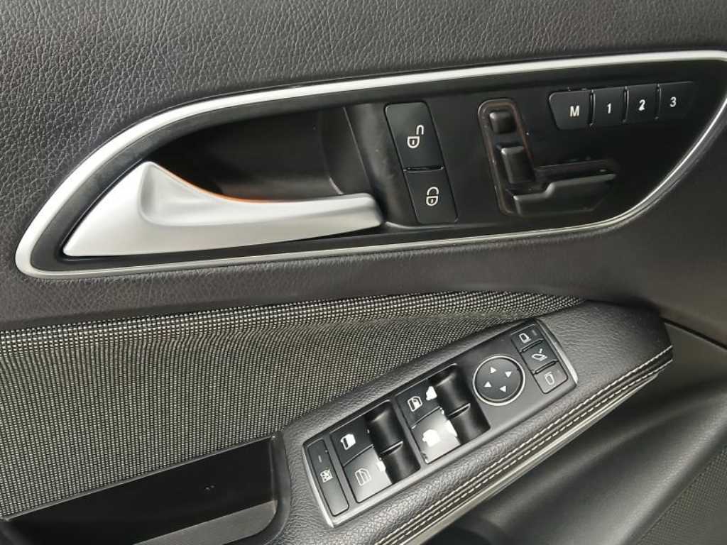 Mercedes Benz A Class - Vista 8