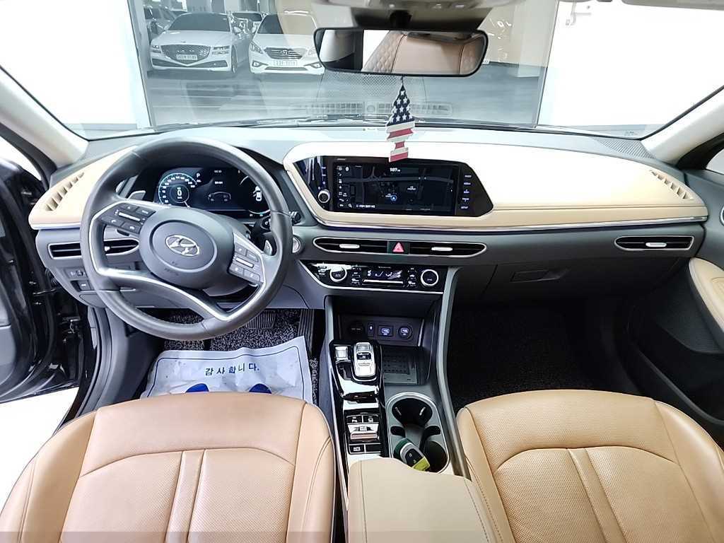 HYUNDAI Sonata - Vista 7