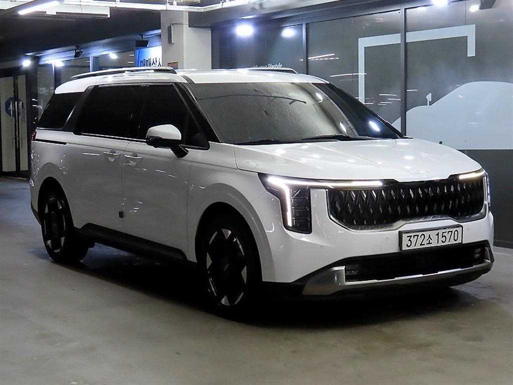 KIA Carnival 2025 Blanco - Importación desde Corea - HF Imports Iquique - Foto 1