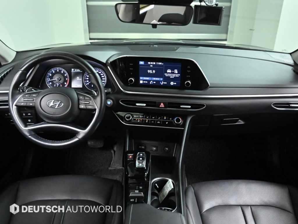 HYUNDAI Sonata - Vista 7