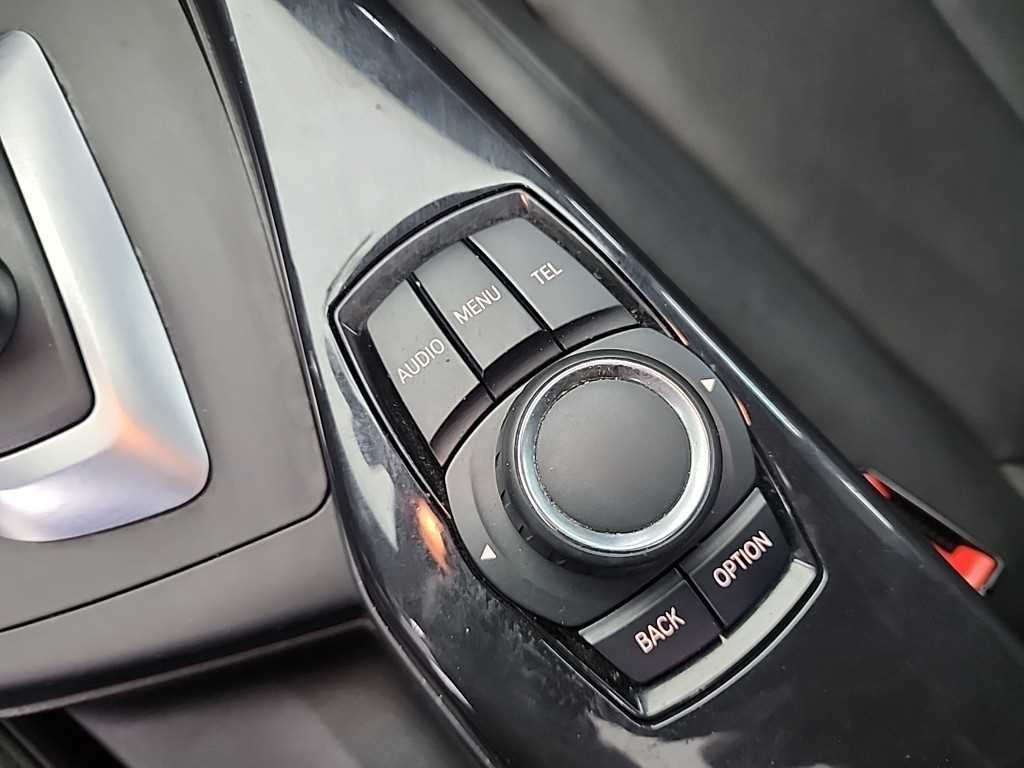 BMW 1 series 2015 Azul - Importación desde Corea - HF Imports Iquique - Foto 17