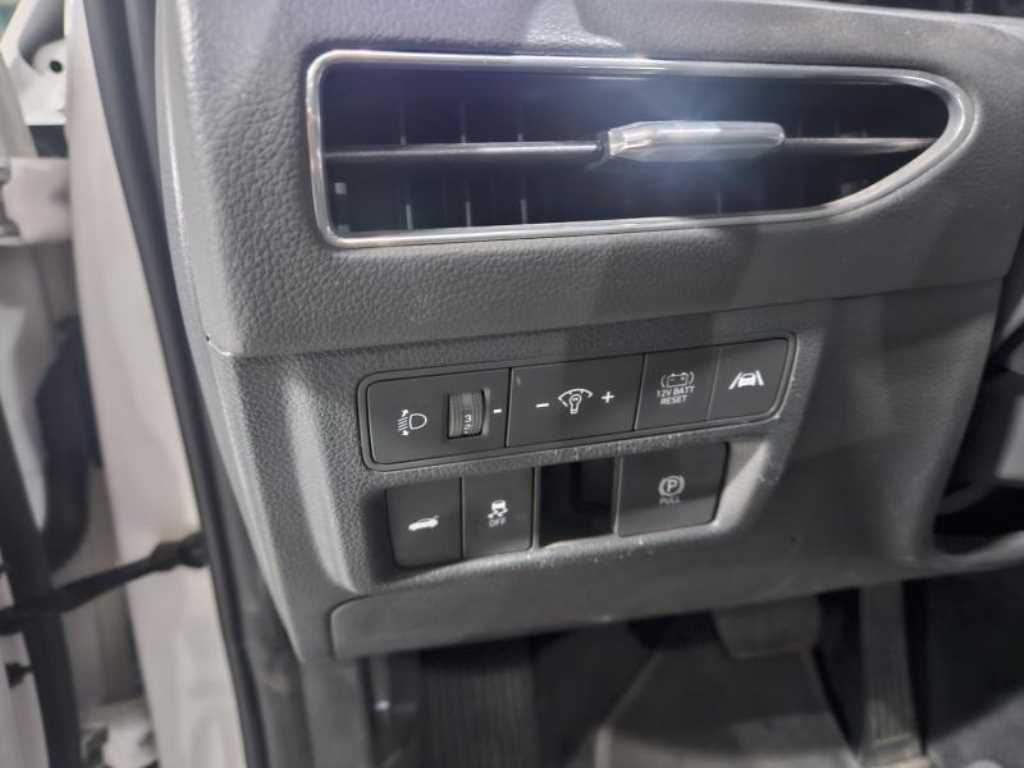 HYUNDAI Sonata - Vista 7