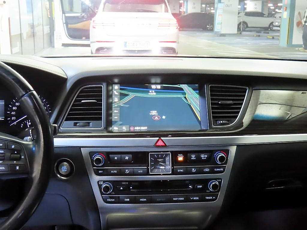 Genesis G80 - Vista 11