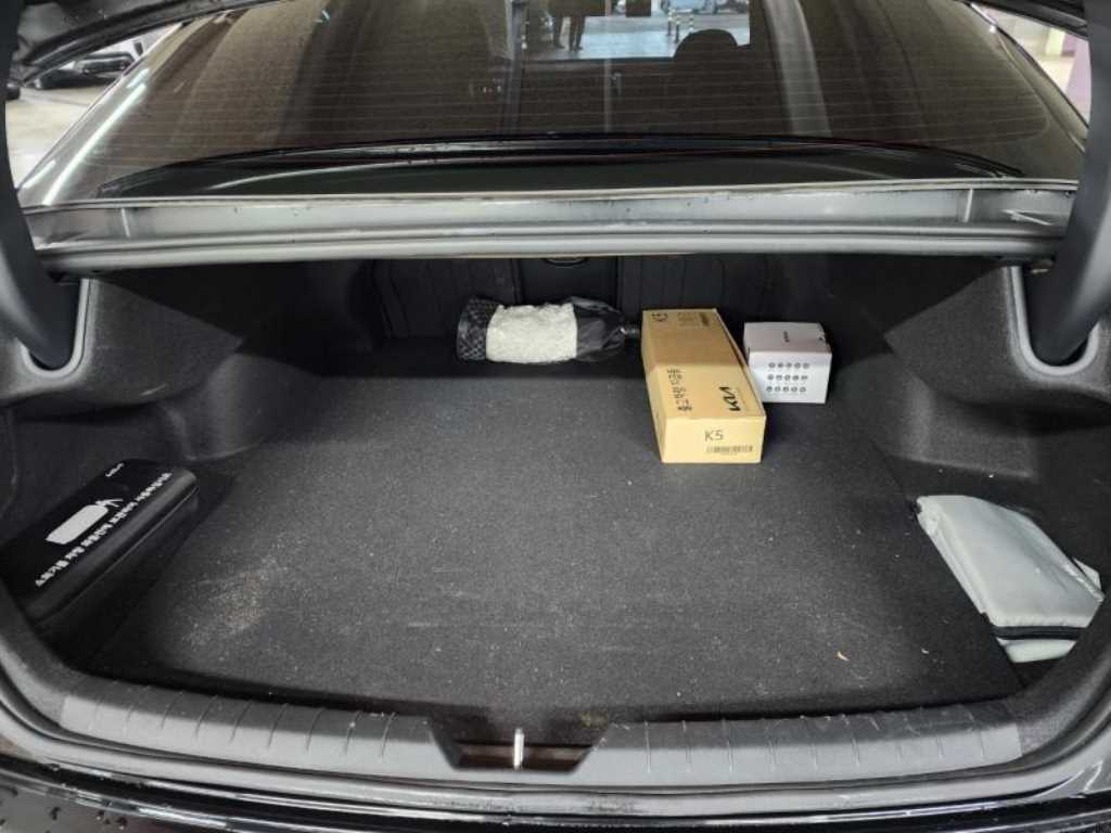 KIA K5 2025 Negro - Importación desde Corea - HF Imports Iquique - Foto 16