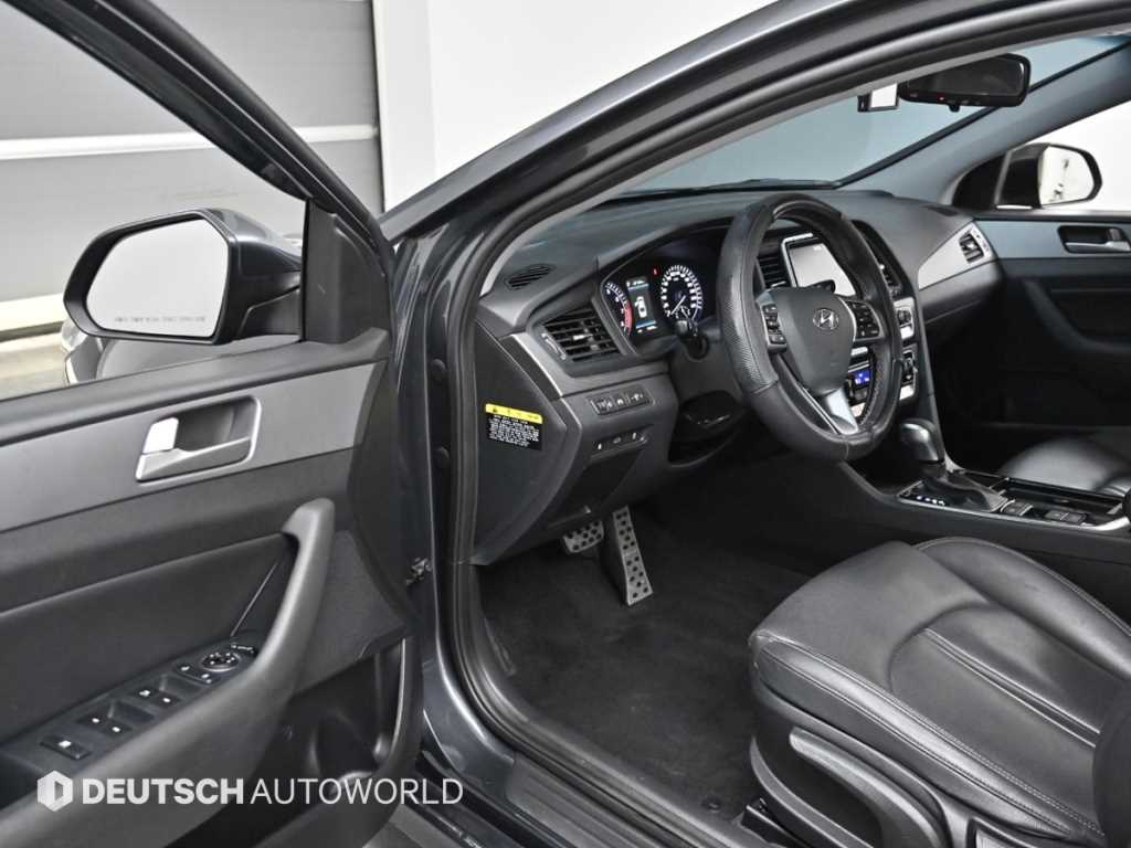 HYUNDAI Sonata - Vista 11