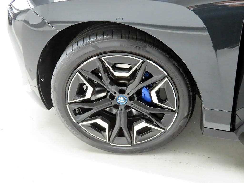 BMW iX 2024 Negro - Importación desde Corea - HF Imports Iquique - Foto 20