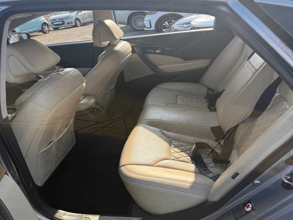 HYUNDAI Aslan - Vista 6