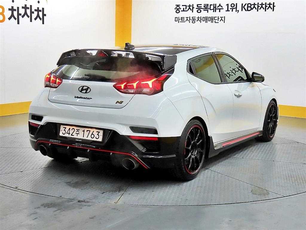 HYUNDAI Veloster - Vista 4
