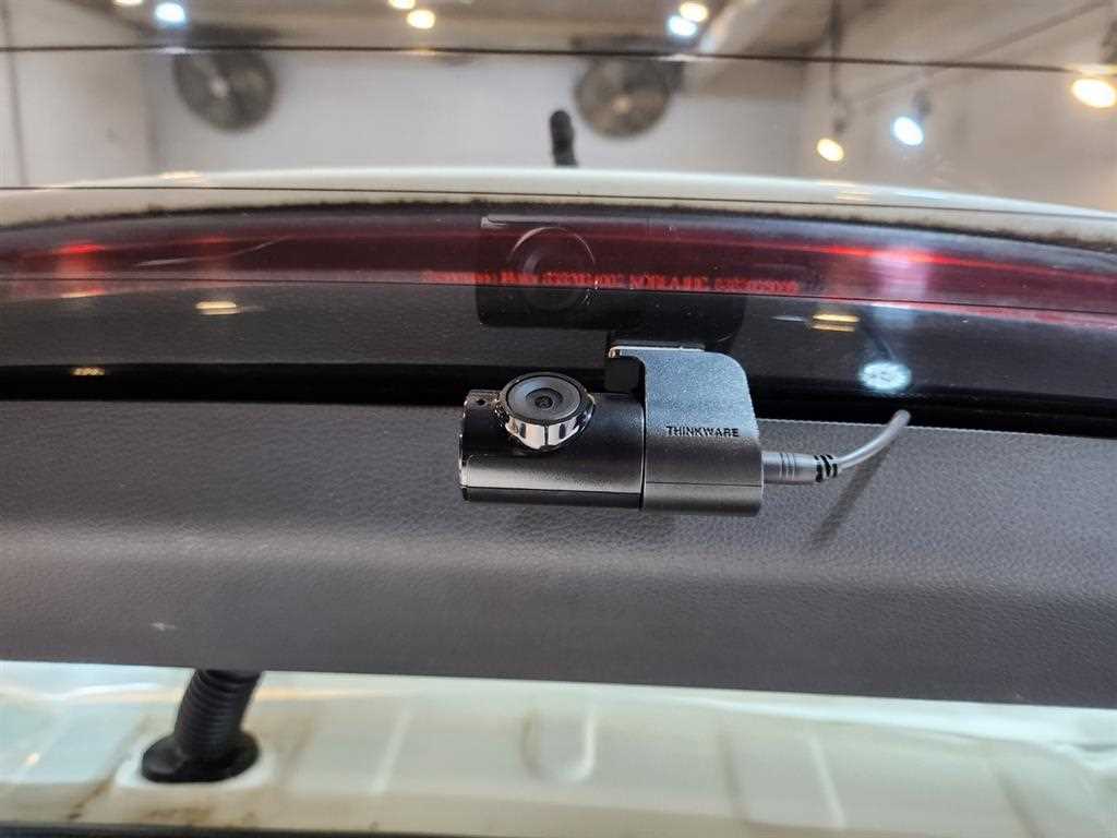 Ssangyong Tivoli - Vista 6