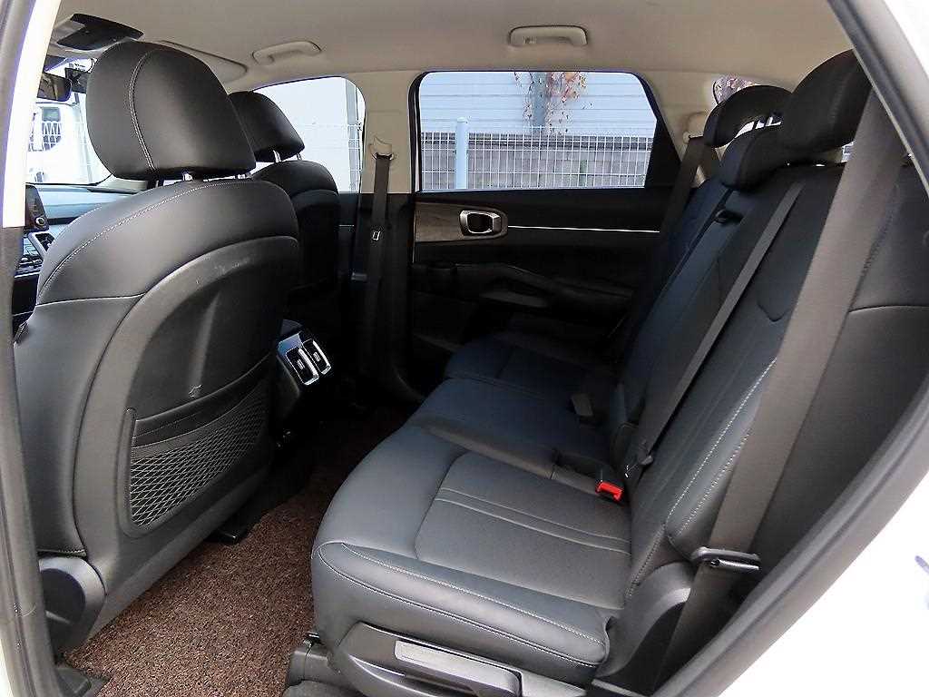 KIA Sorento - Vista 6