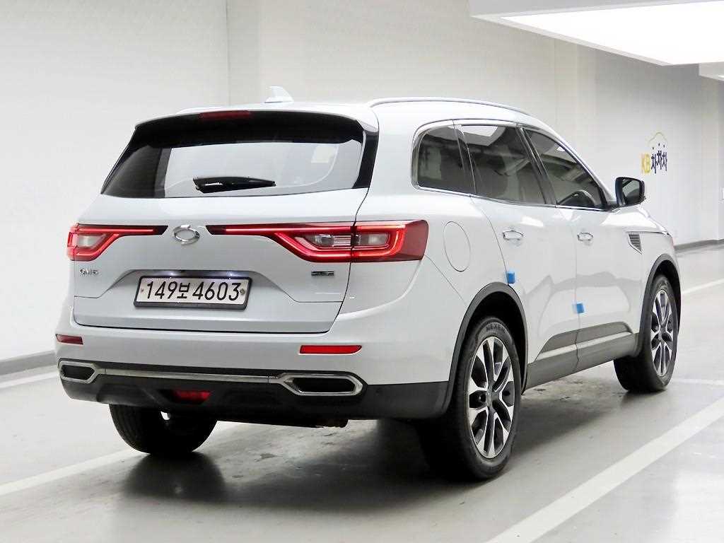 SAMSUNG QM6 - Vista 4