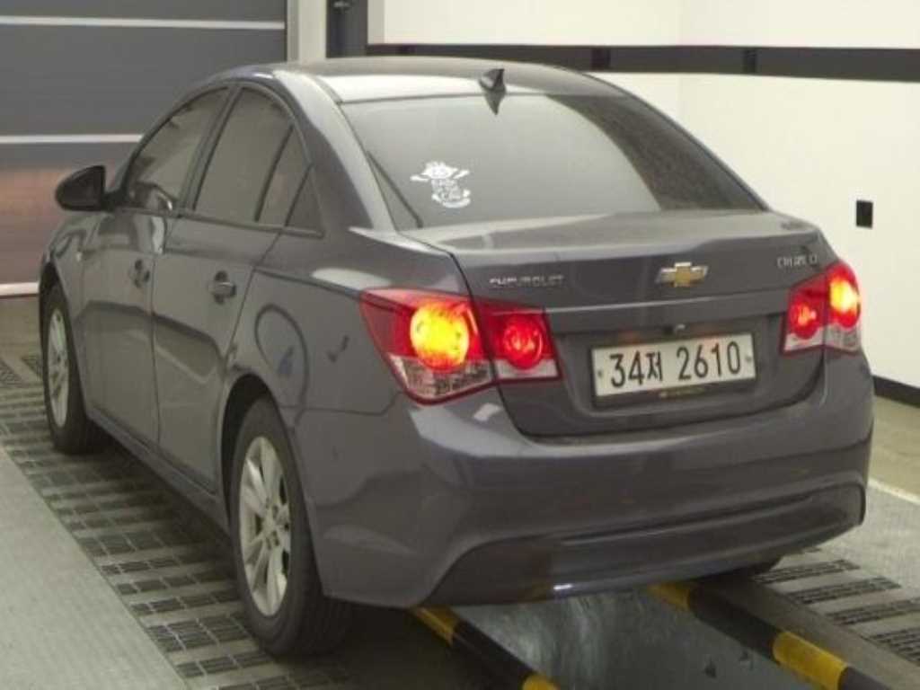 Chevrolet Cruise - Vista 4