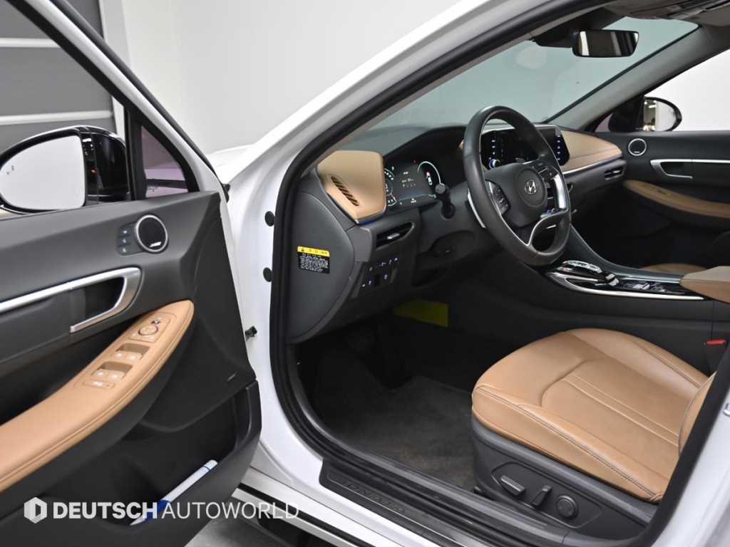 HYUNDAI Sonata - Vista 11