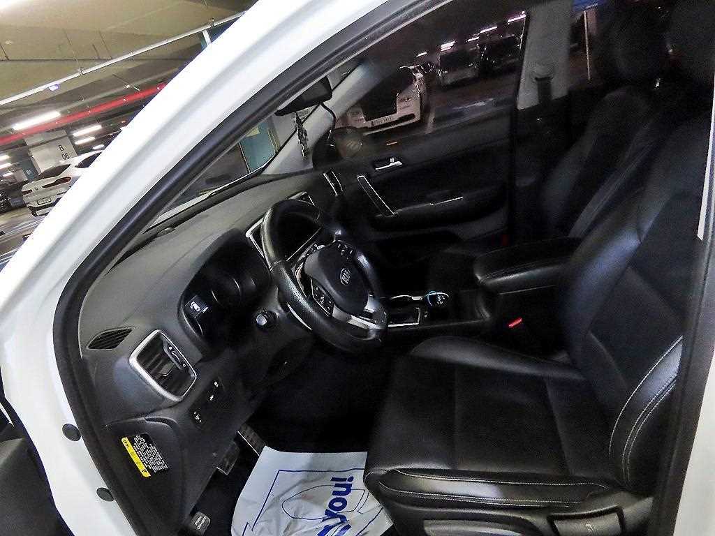 KIA Sportage - Vista 6