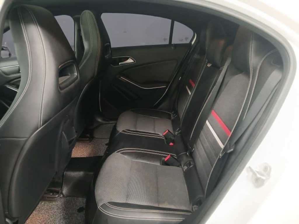 Mercedes Benz A Class - Vista 7