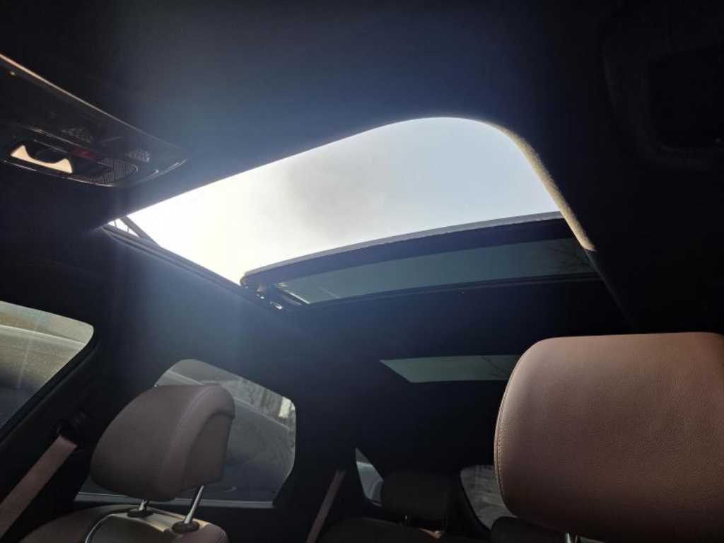 Genesis GV70 - Vista 12