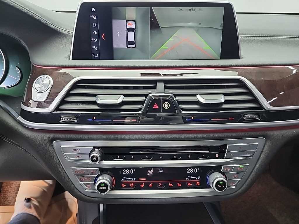 BMW 7 Series - Vista 10