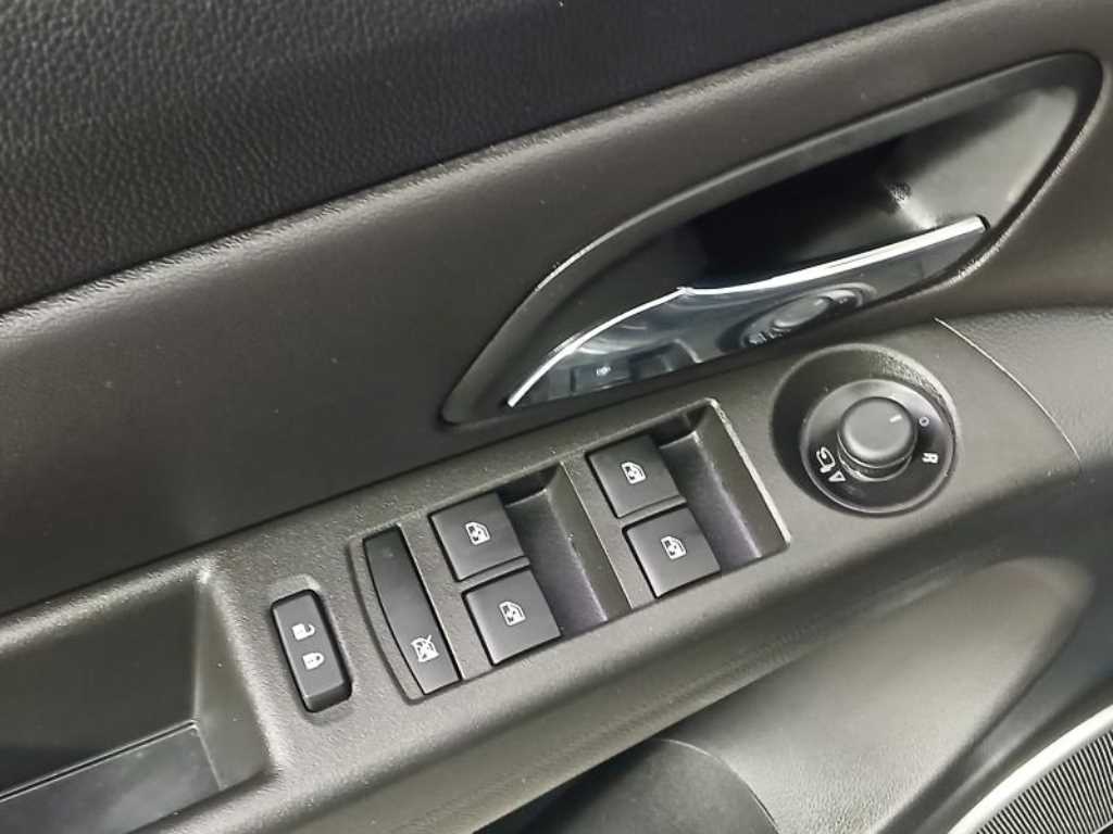 Chevrolet Cruise - Vista 11