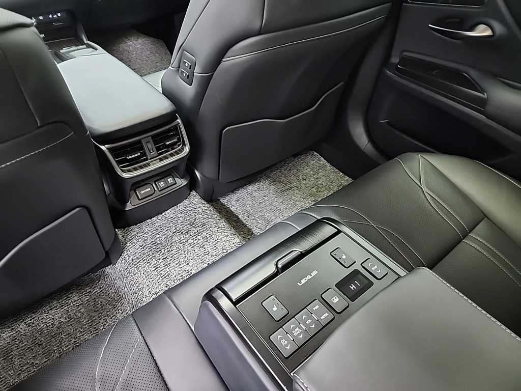 Lexus ES 2021 Negro - Importación desde Corea - HF Imports Iquique - Foto 13