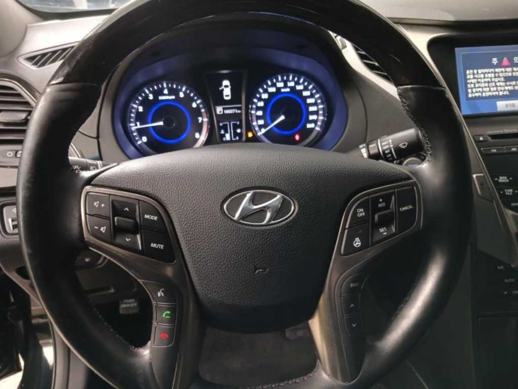 HYUNDAI Grandeur - Vista 11