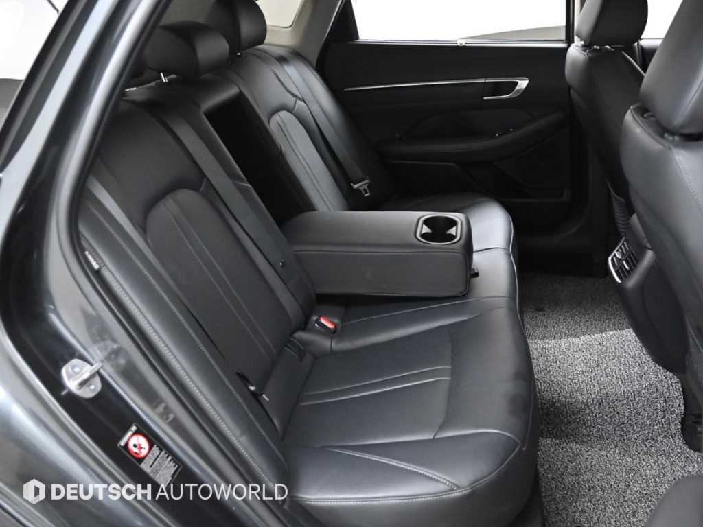 HYUNDAI Sonata - Vista 12