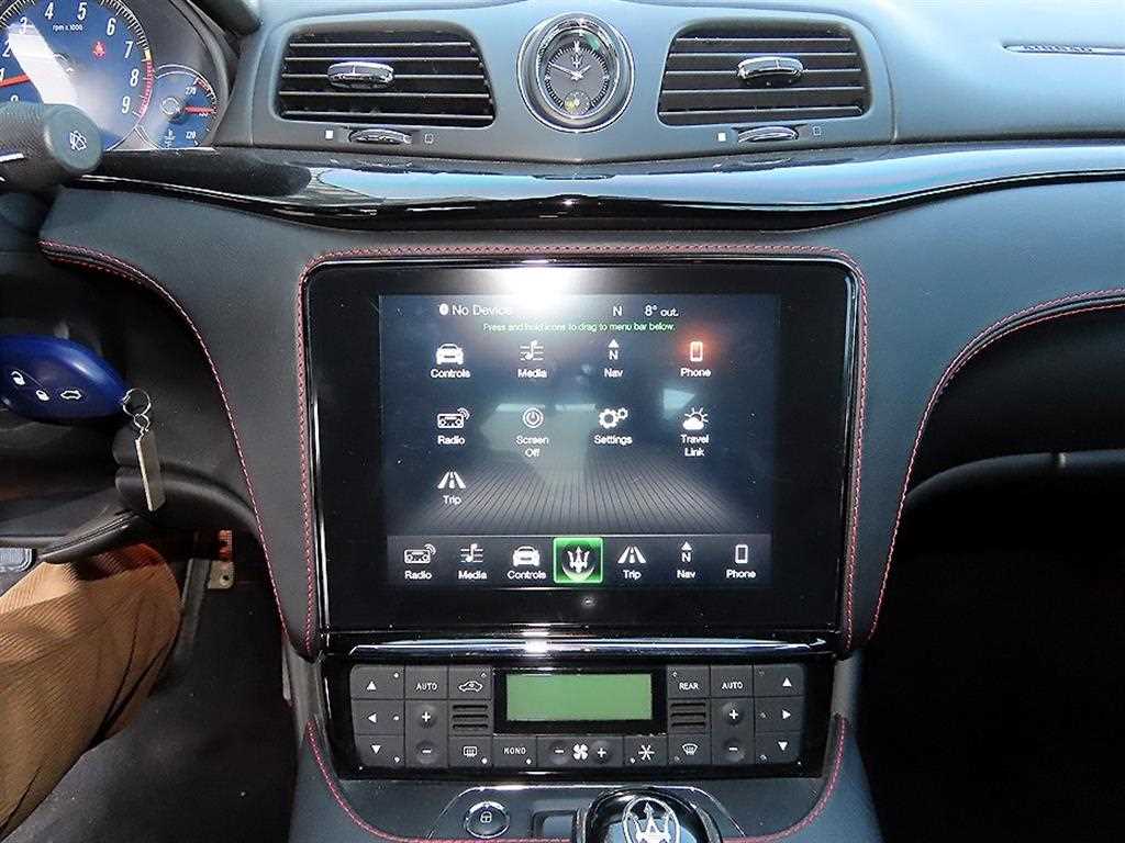 Maserati Gran Turismo - Vista 12