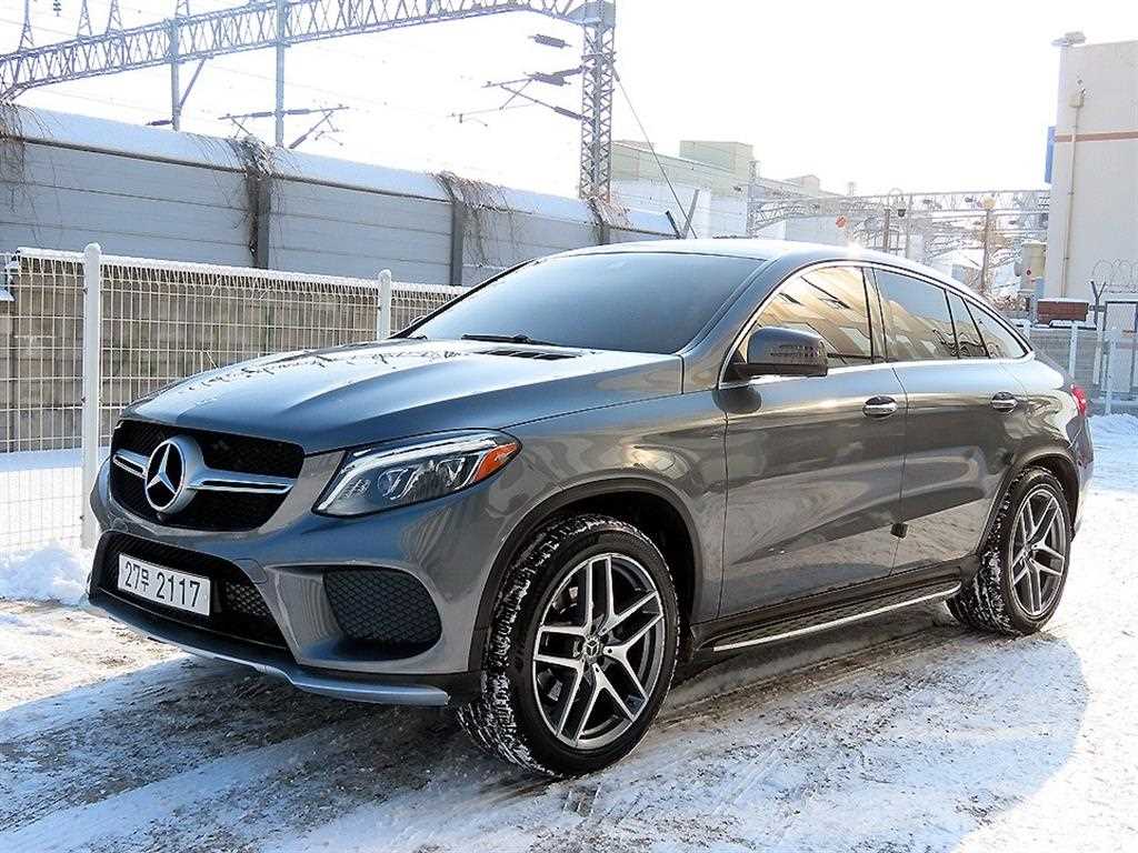 Mercedes Benz GLE Class - Vista 2
