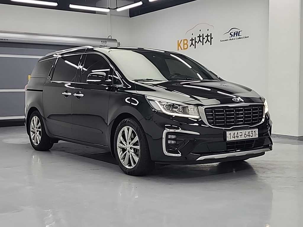 KIA Carnival - Vista 4