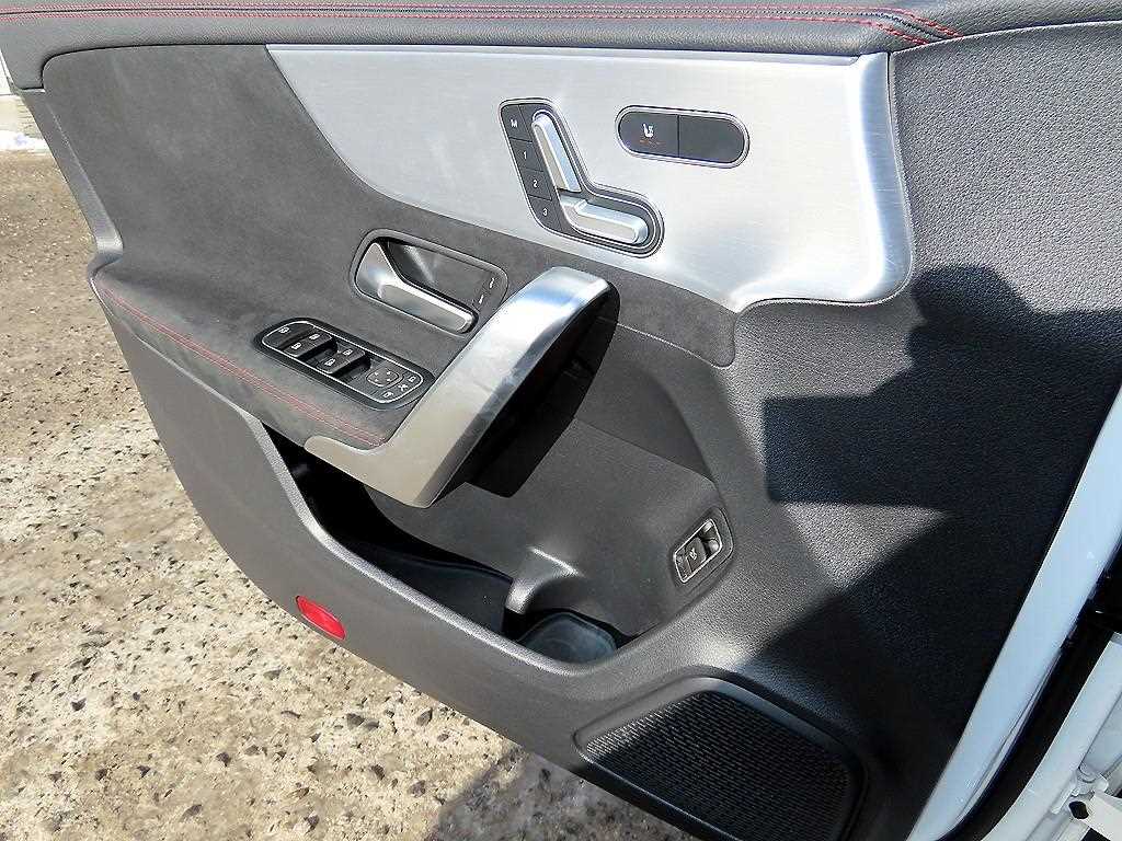 Mercedes Benz CLA Class - Vista 12