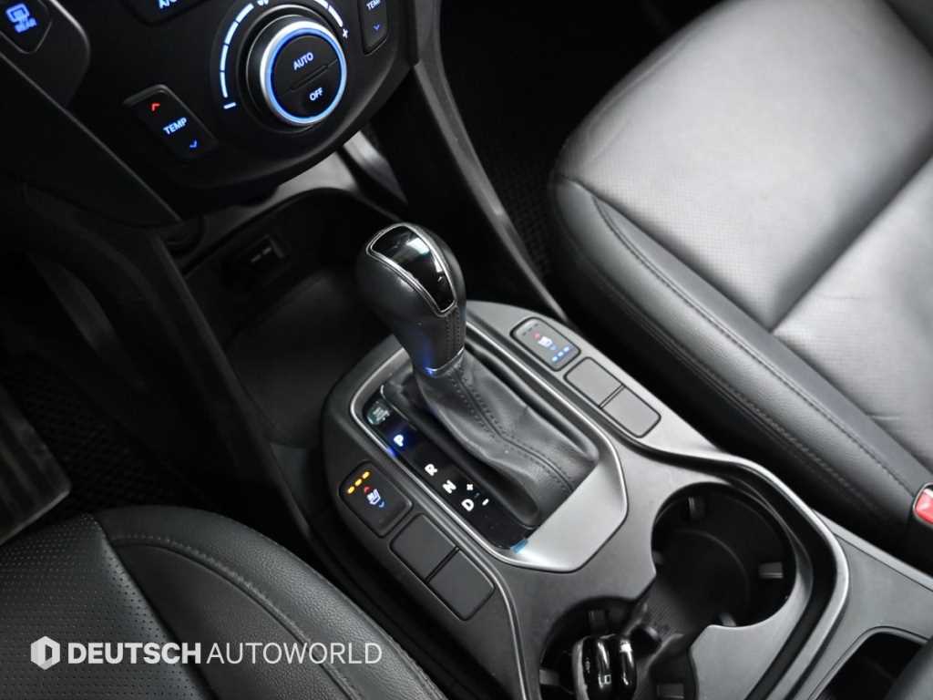 HYUNDAI Santa Fe - Vista 9