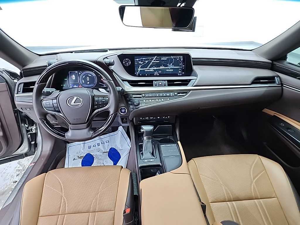 Lexus ES - Vista 7